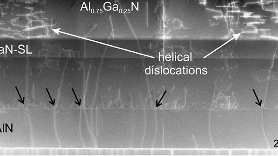 Fig. 2: ADF STEM cross-sectional image of the first layers of a UVB-LED structure Fig. 2: ADF STEM cross-sectional image of the first layers of a UVB-LED structure