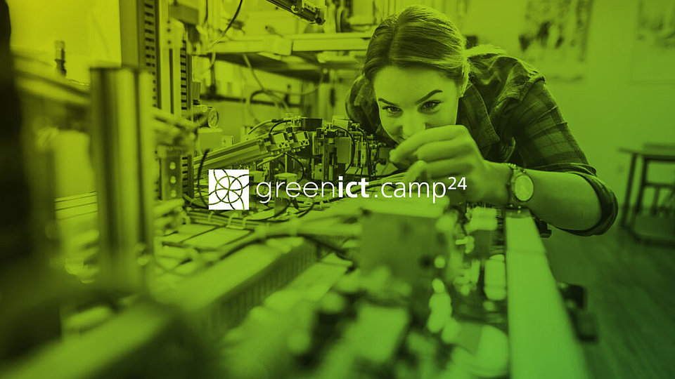 [Translate to English:] Key visual green ICT camp